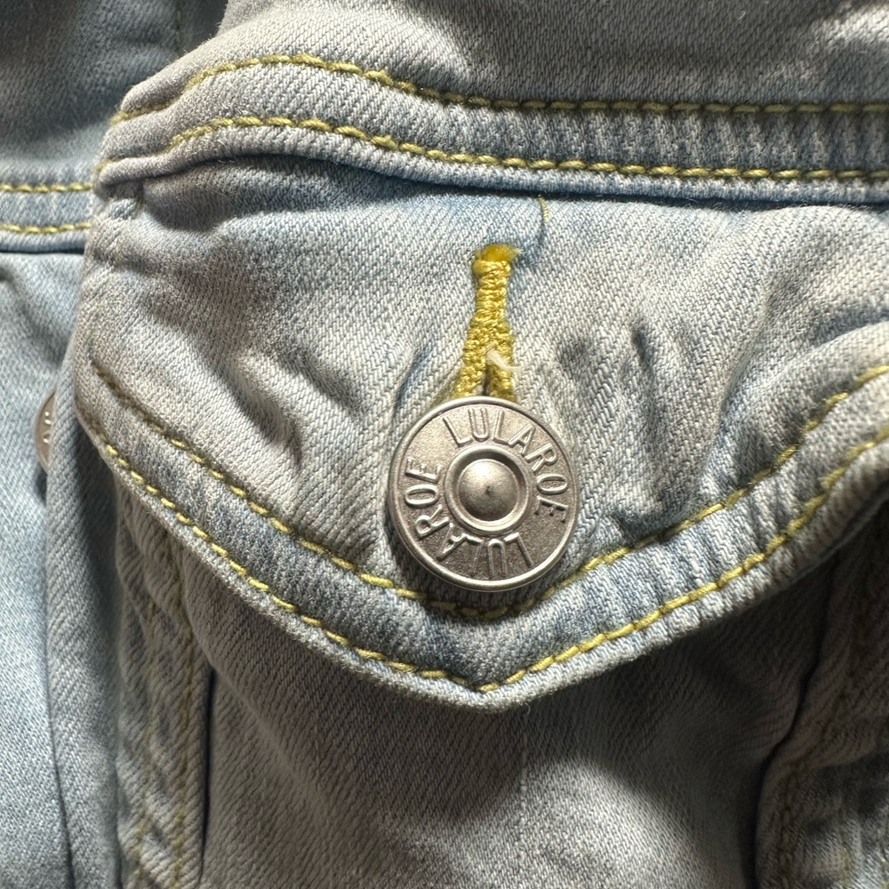 Lularoe Jaxon Light Wash Blue Denim Jacket stretch Eagle embroidered XL - Picture 5 of 10